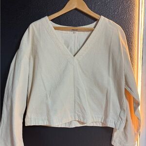 Madewell white/Cream V-Neck corduroy like textured top